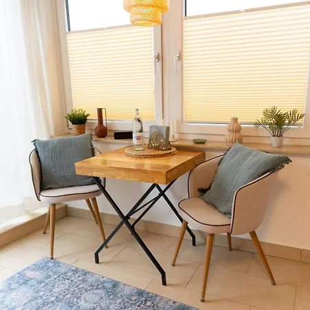 Sunset Oasis - Terrasse, Freies Parken, Zentral, Naehe Bahnhof, Wlan