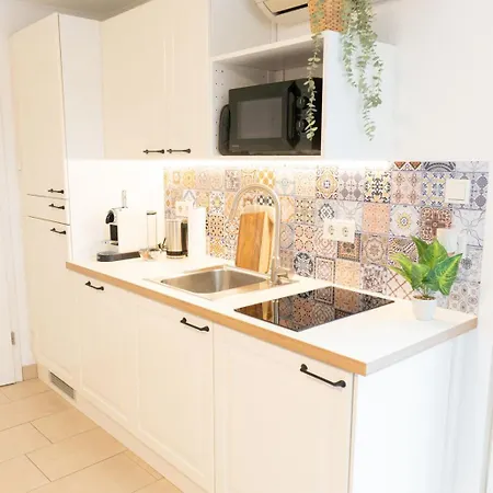 Апартаменти Sunset Oasis - Terrasse, Freies Parken, Zentral, Naehe Bahnhof, Wlan Вюрцбург